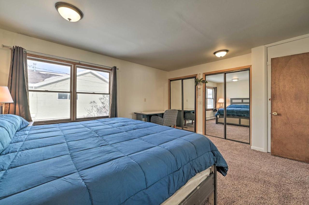 Cozy Tawas City Home With Views Of Lake Huron! 외부 사진